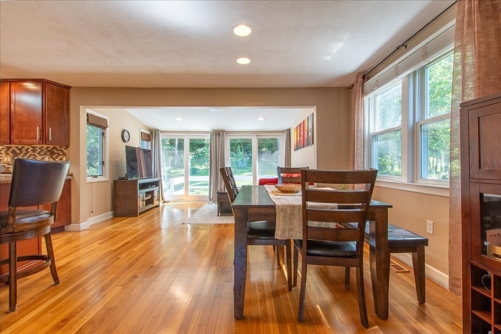 37 Lantern Ln.