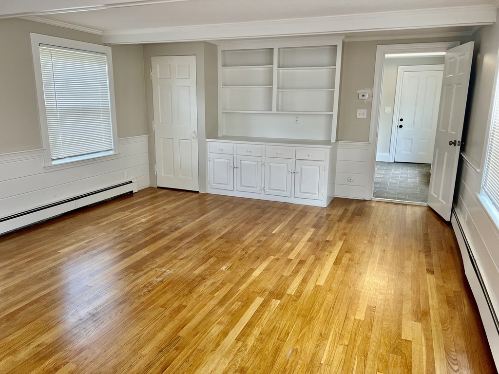 9 Arlington Street # 1