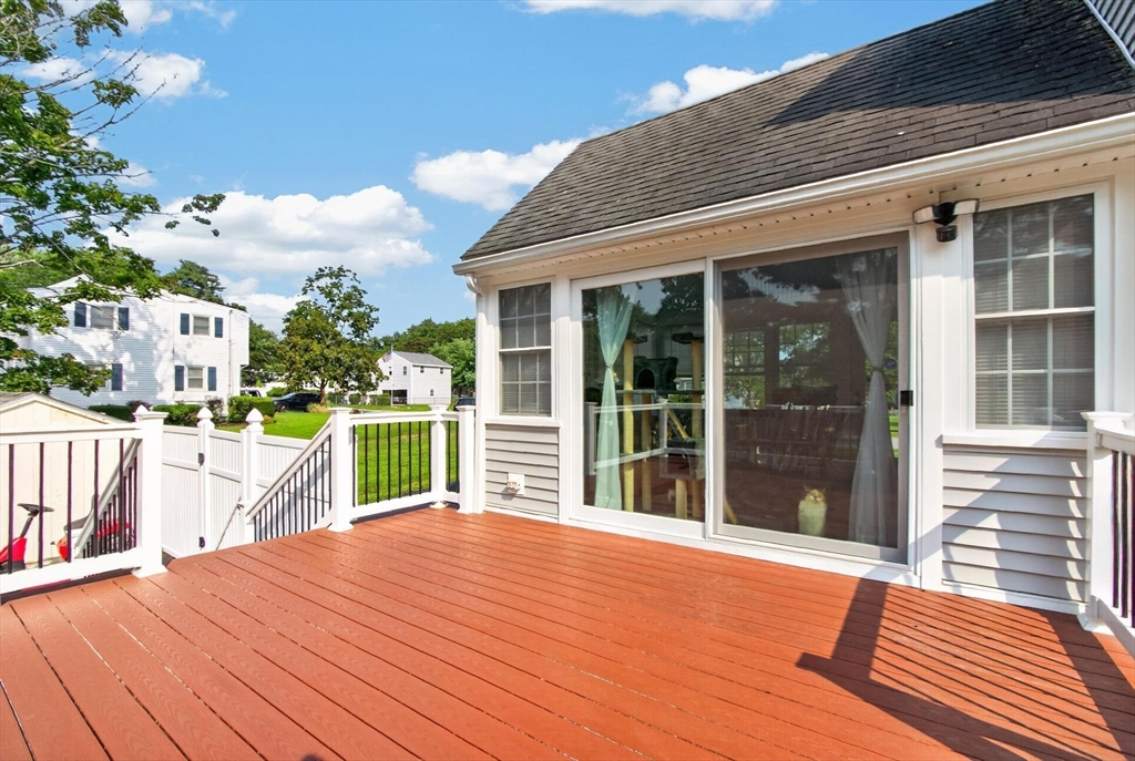 12 Claude Rd