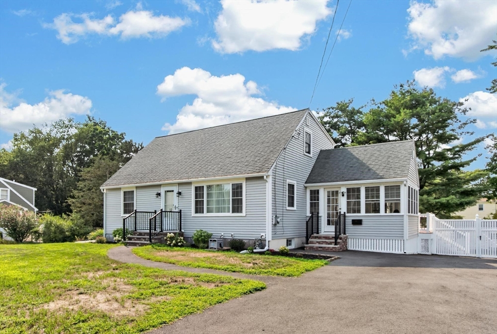 12 Claude Rd