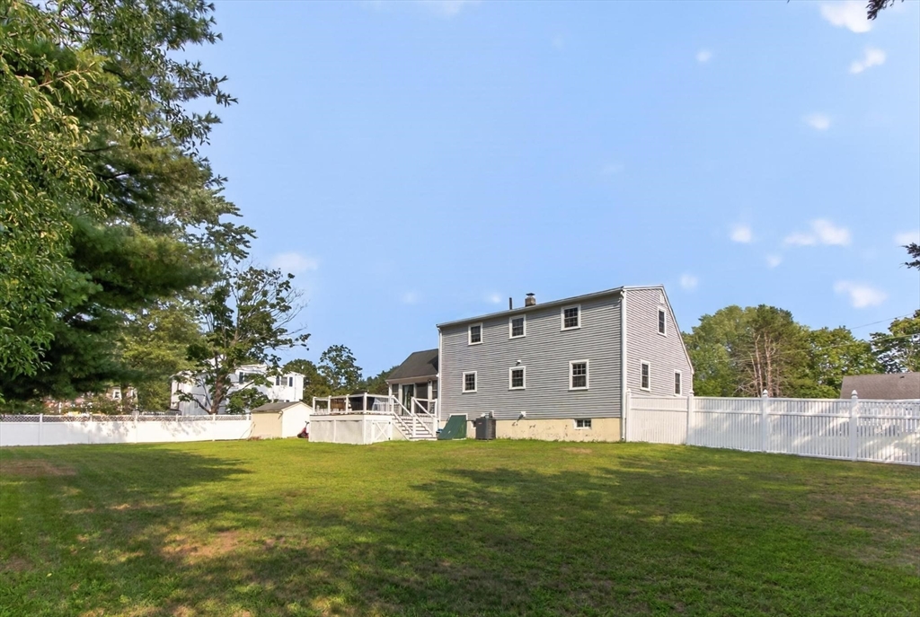12 Claude Rd
