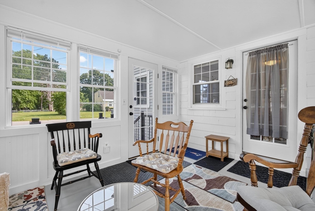 12 Claude Rd
