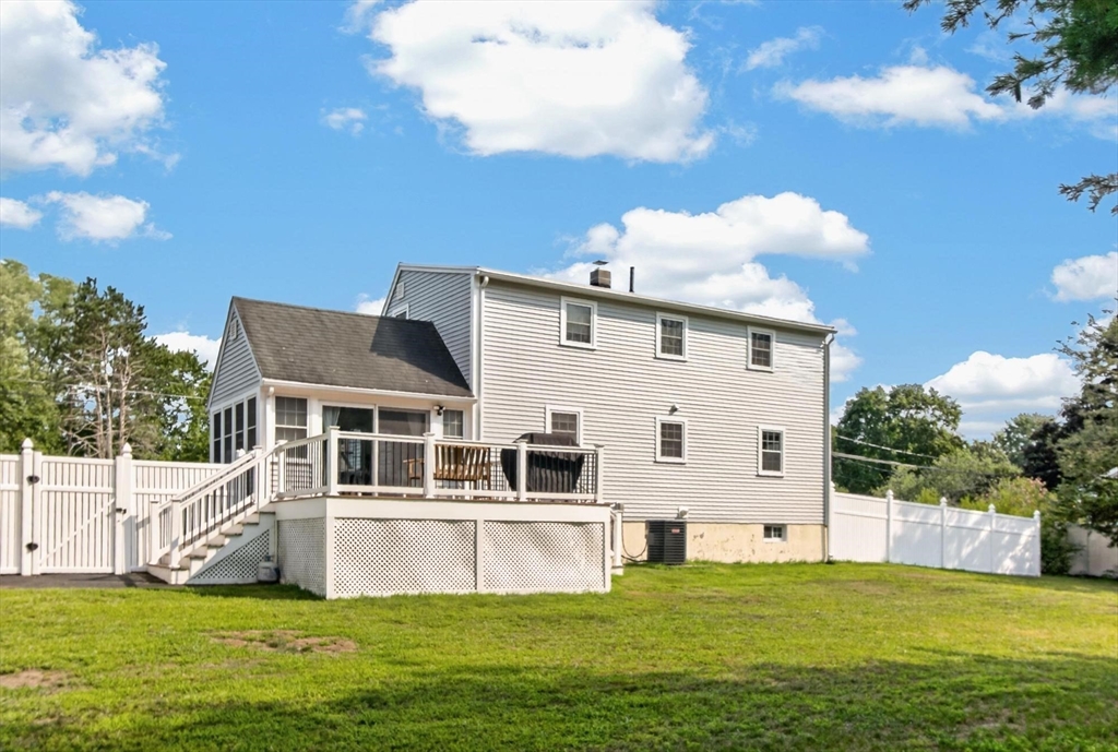 12 Claude Rd