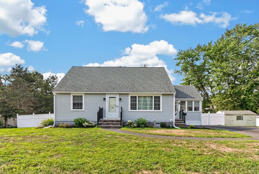 12 Claude Rd