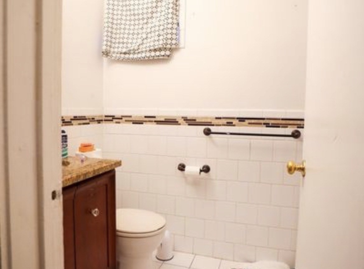 50 Astor Street # 2