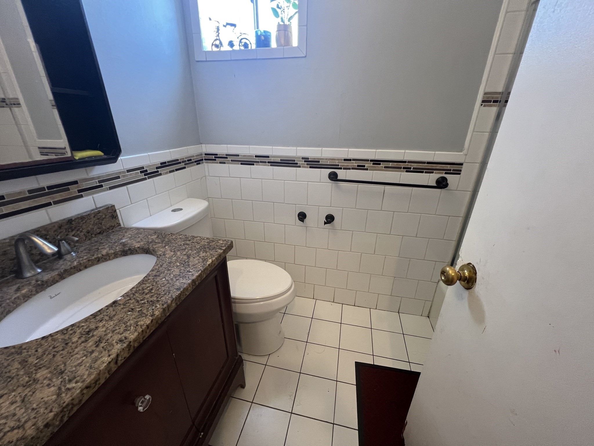 50 Astor Street # 2