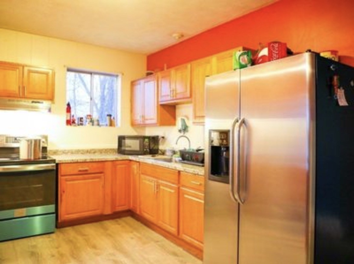 50 Astor Street # 2