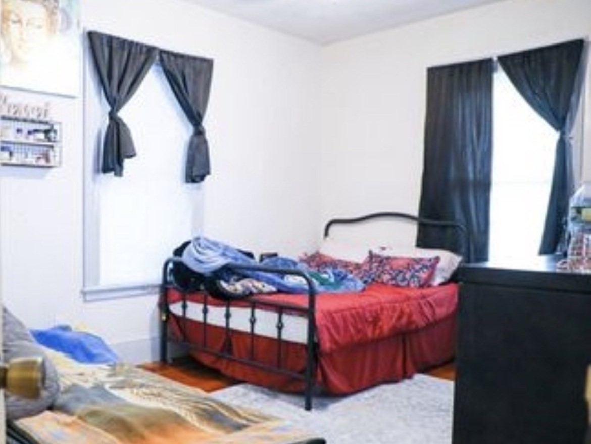 50 Astor Street # 2