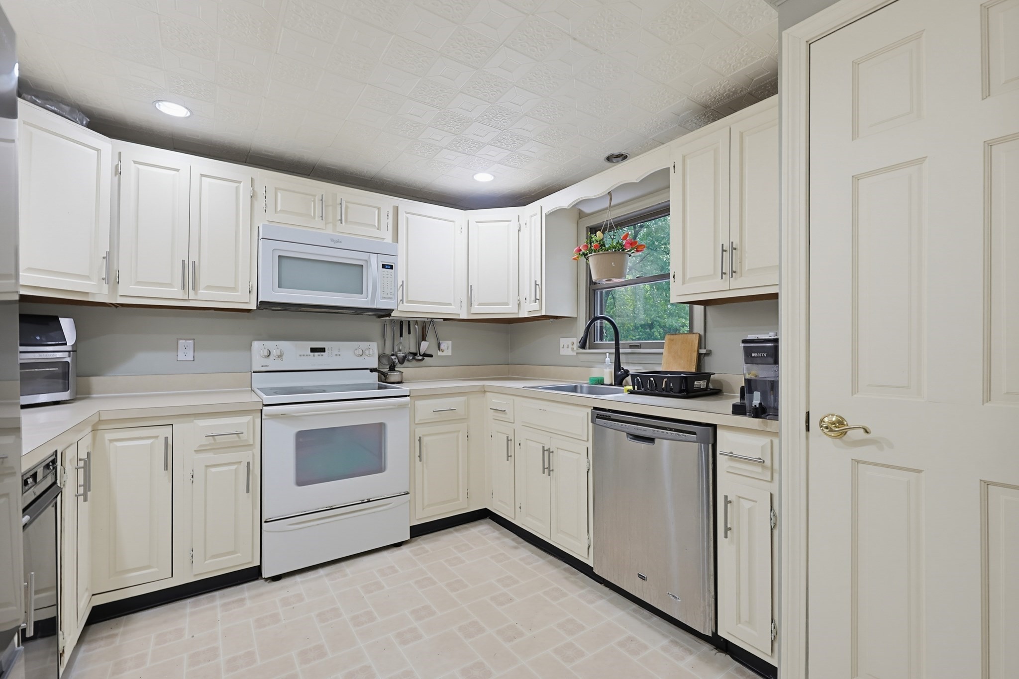 14 Anderson Way # 14