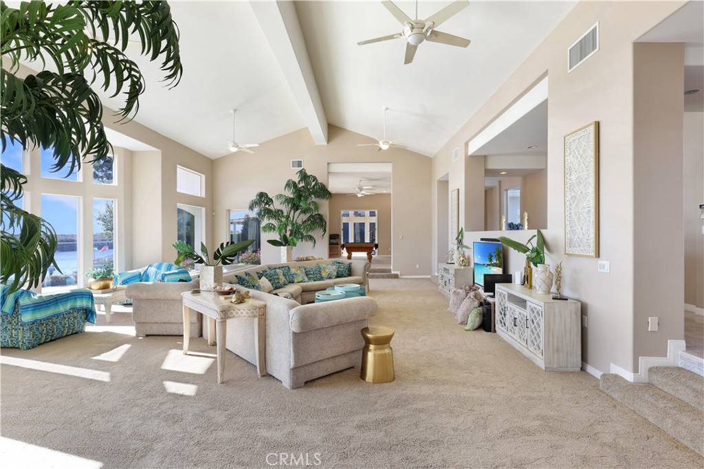 7645 Rio Vista
