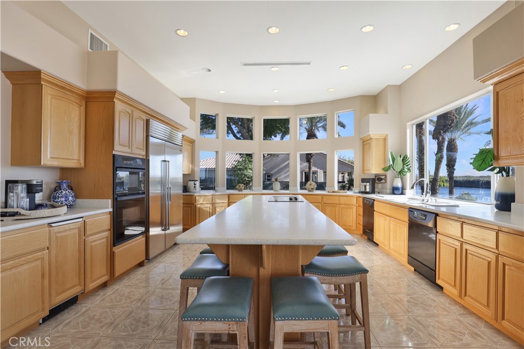 7645 Rio Vista