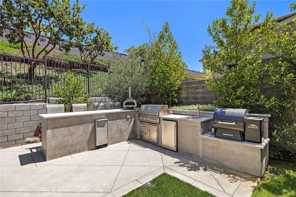 58 Alienta Lane