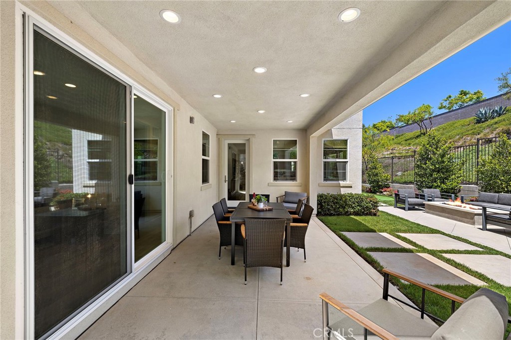 58 Alienta Lane
