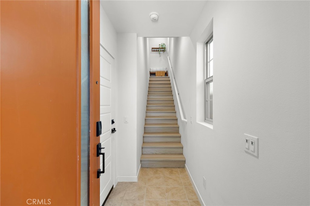 222 Goldfinch Street