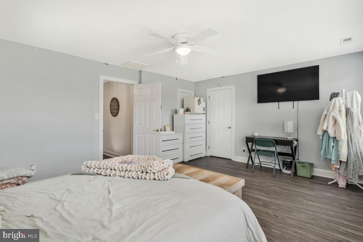 407 WINDMILL DRIVE