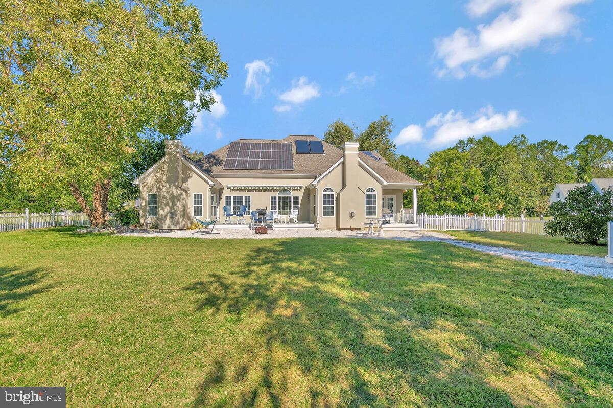 407 WINDMILL DRIVE