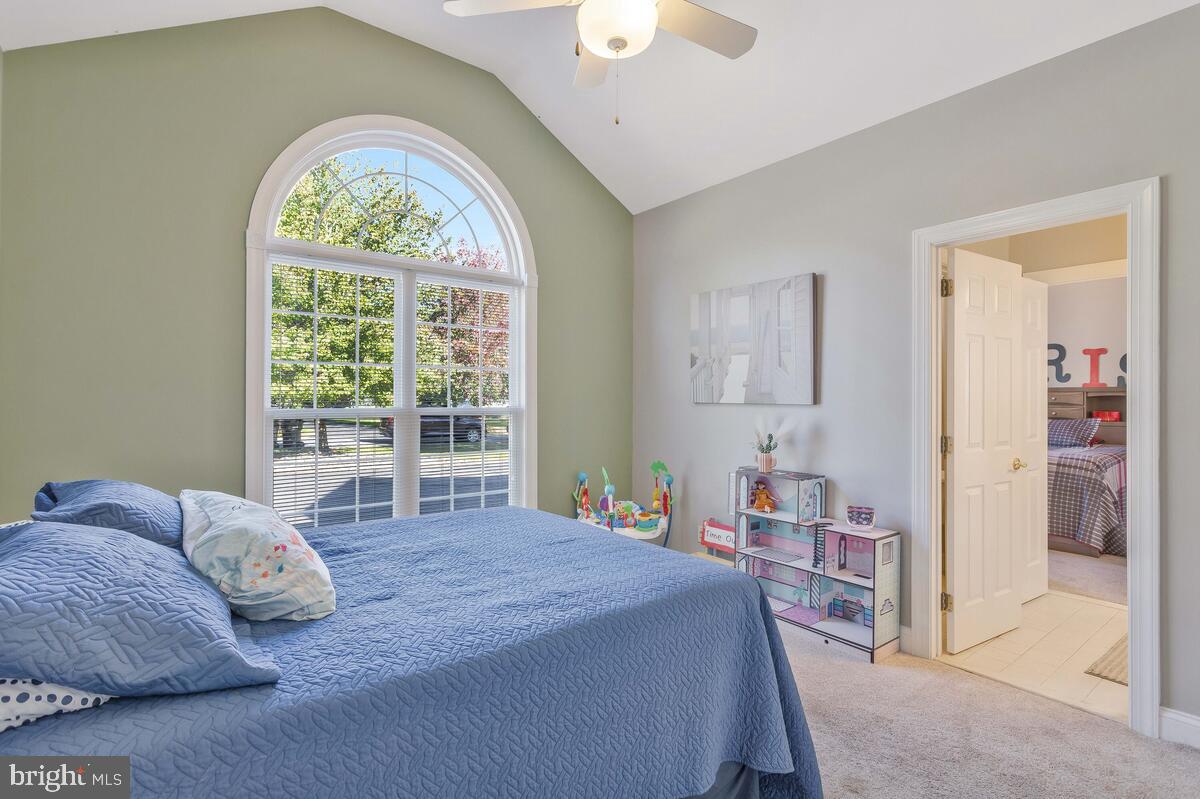 407 WINDMILL DRIVE