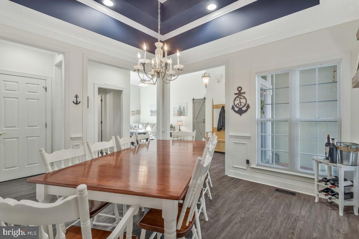 407 WINDMILL DRIVE