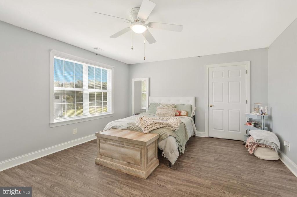407 WINDMILL DRIVE