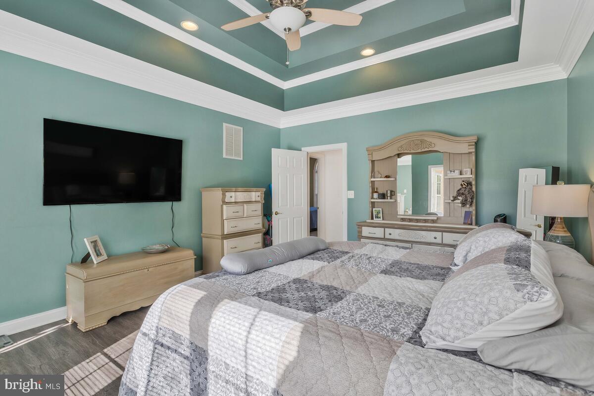 407 WINDMILL DRIVE