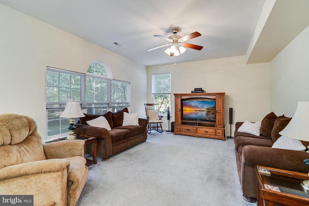 14740 JENNIFER COURT
