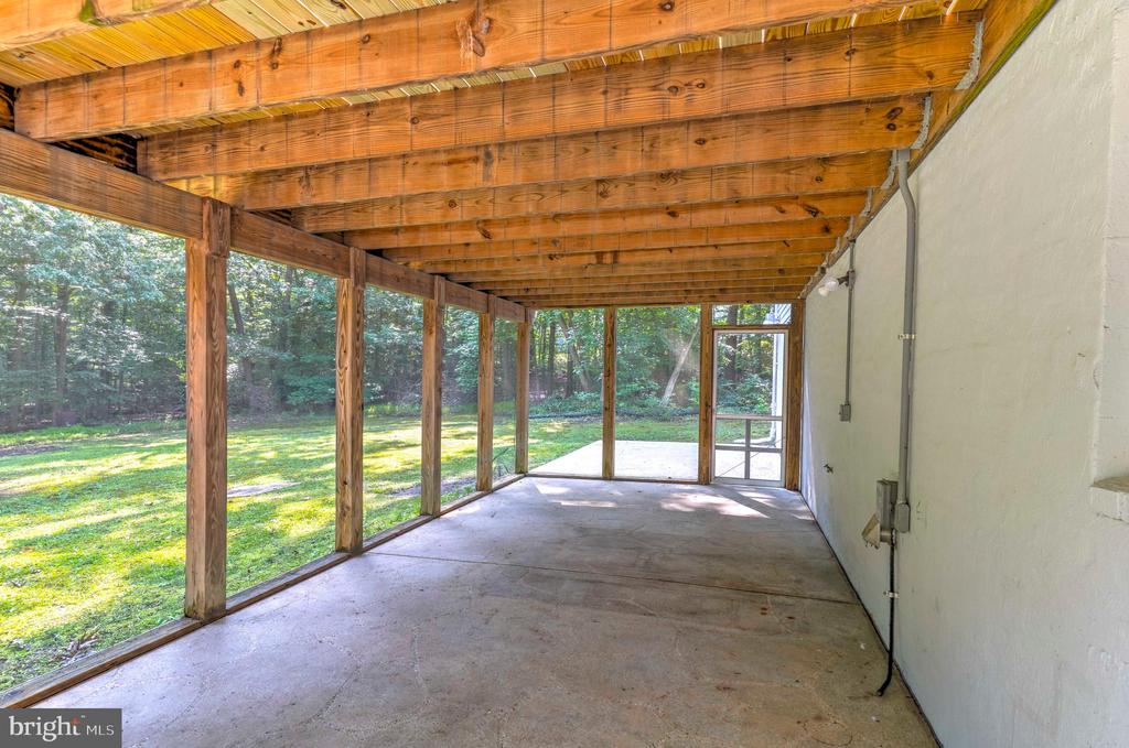 8700 COOKSEY ROAD
