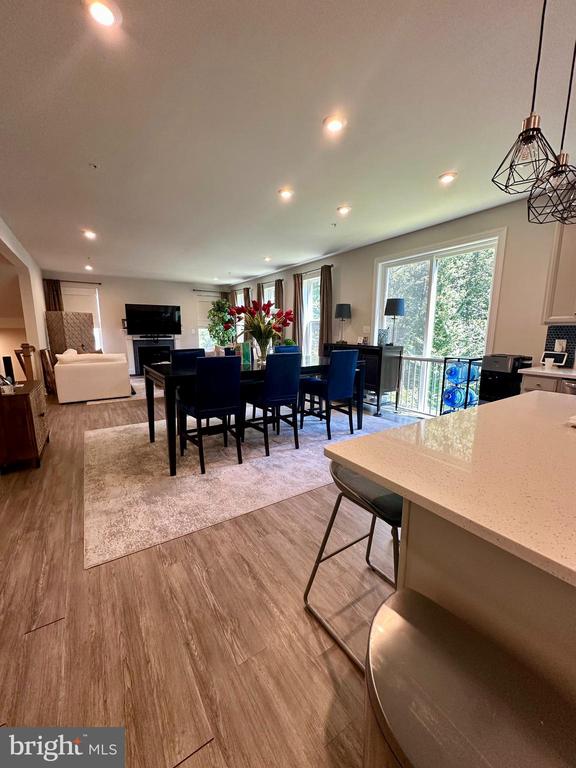 2318 DUNCAN LANE