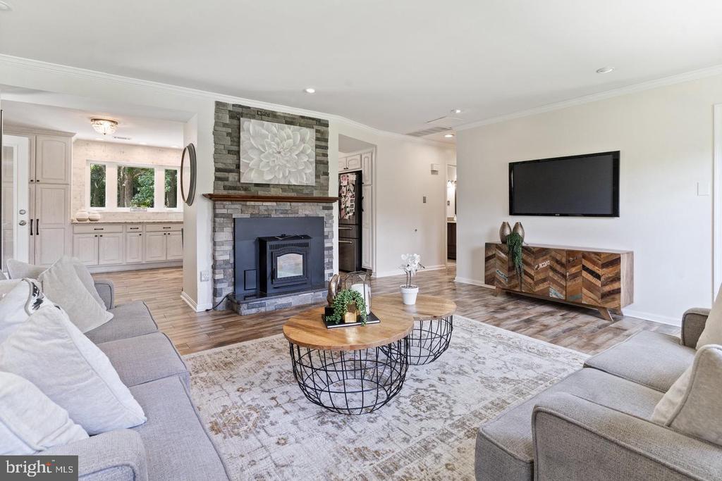 721 CLARKS RUN ROAD