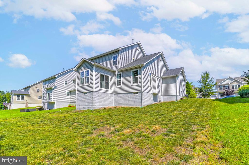 6779 MCCORMICK DRIVE