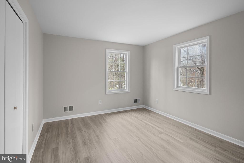 528 CLARKS RUN ROAD