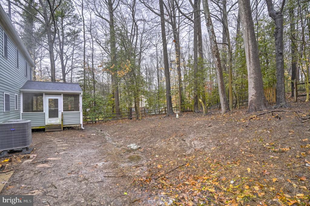 528 CLARKS RUN ROAD