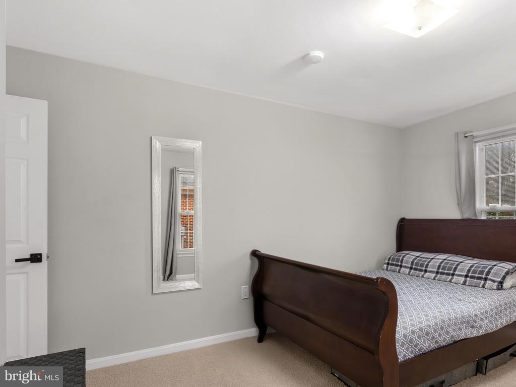 11074 ELLINGER DRIVE