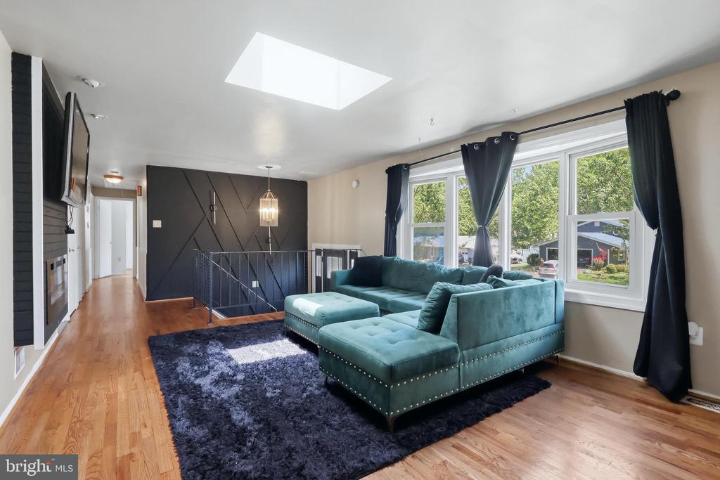 5418 LUCY DRIVE