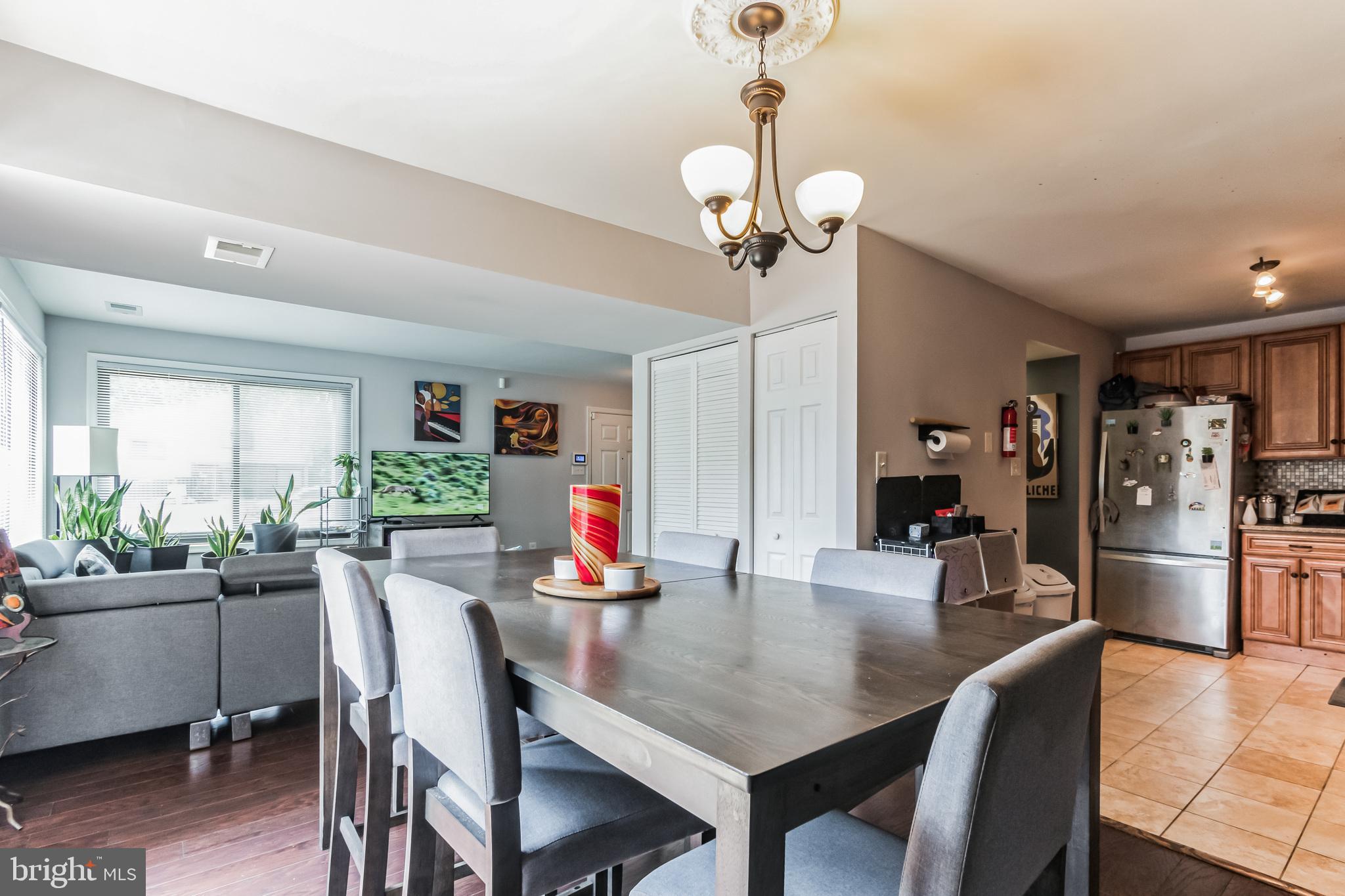 68 CABLE HOLLOW WAY 37-3