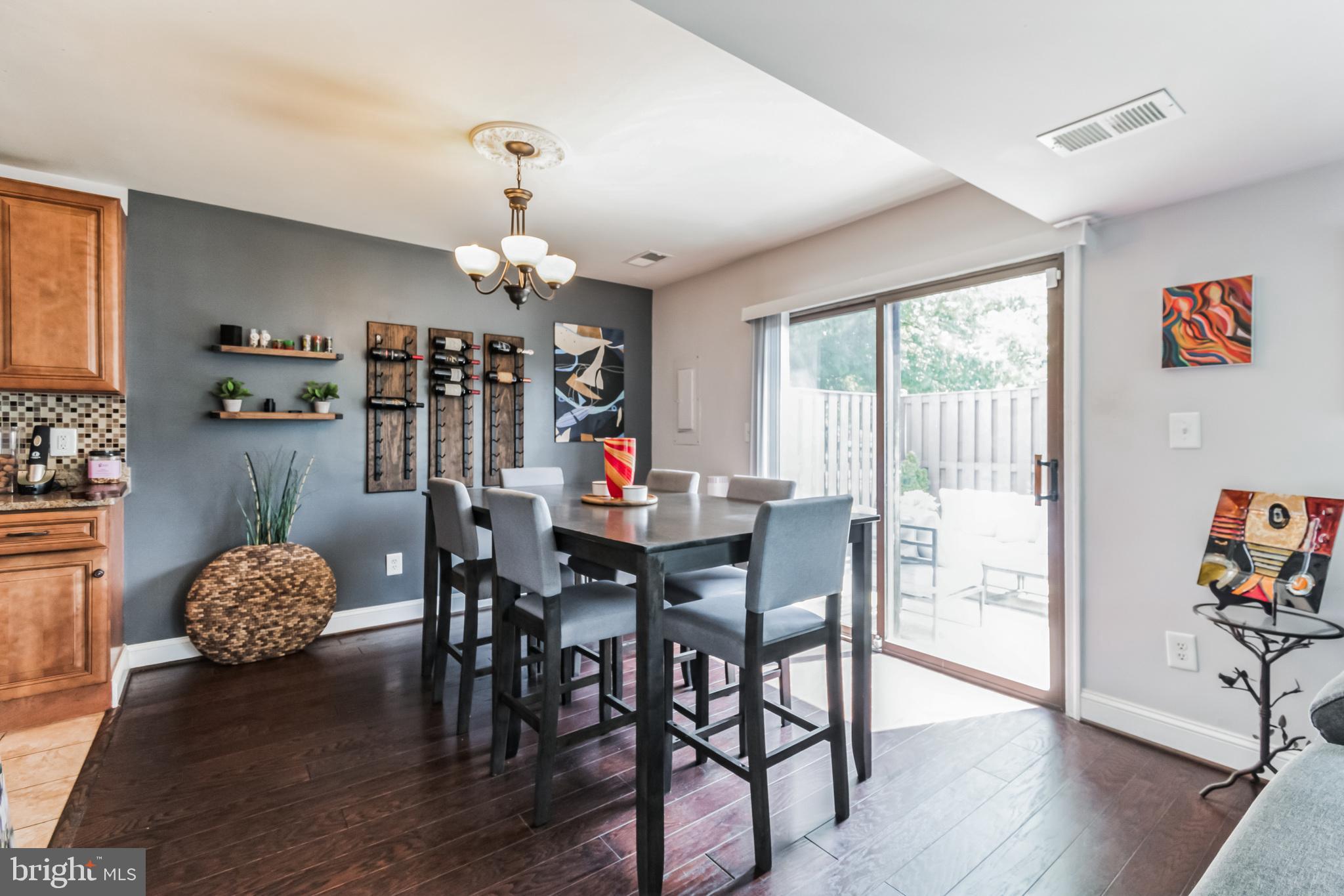 68 CABLE HOLLOW WAY 37-3