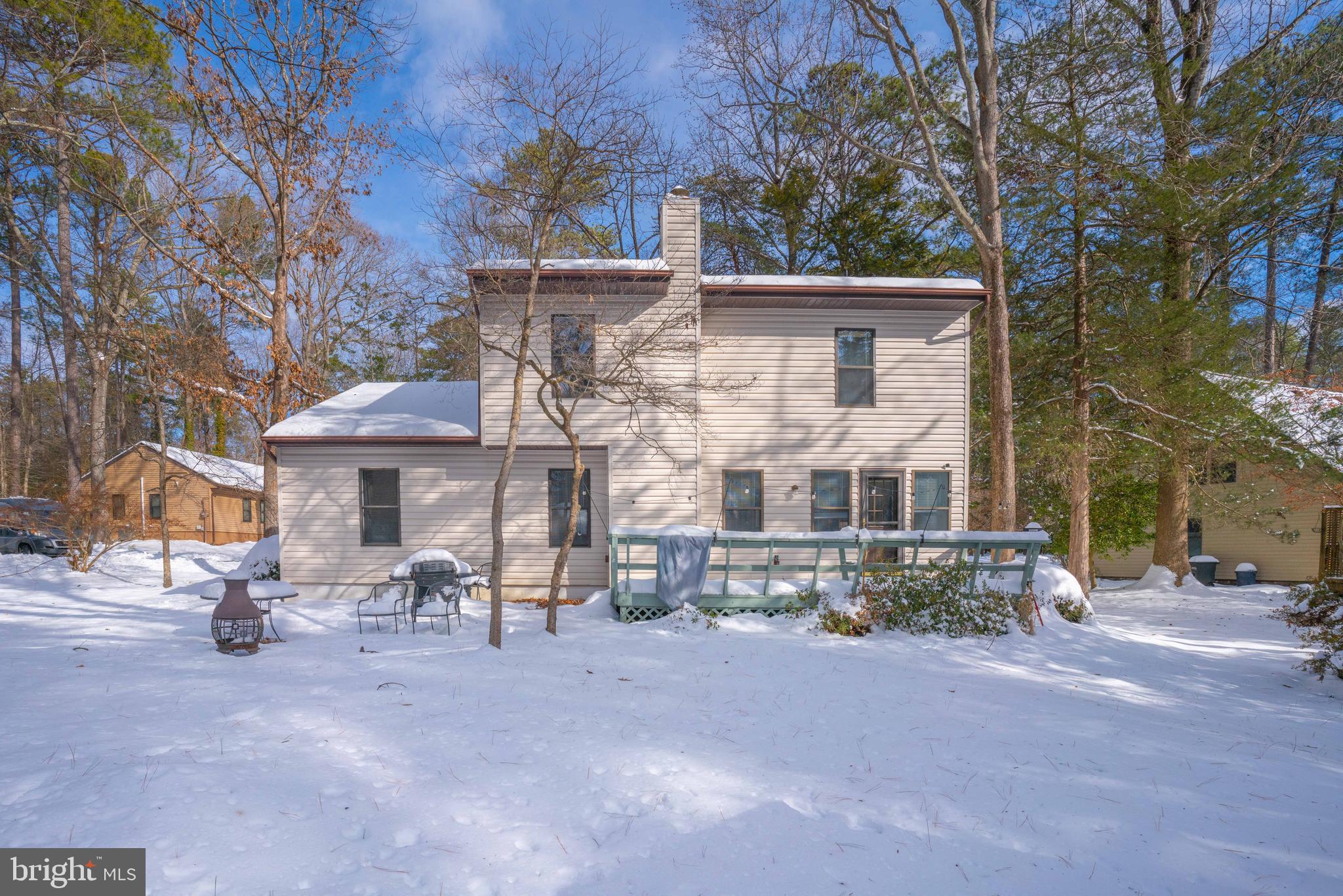 44533 WHITE PINE COURT