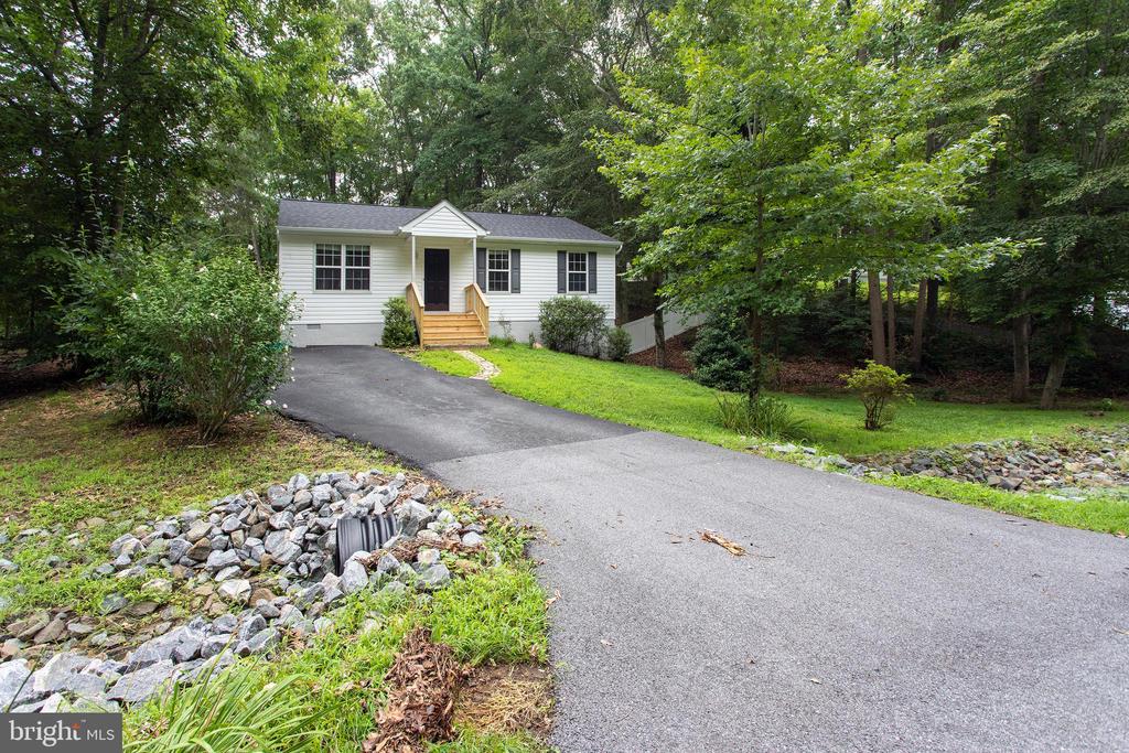 35917 ARMY NAVY DRIVE