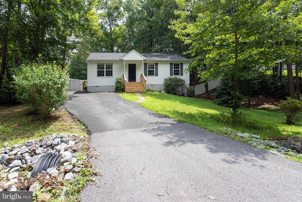 35917 ARMY NAVY DRIVE