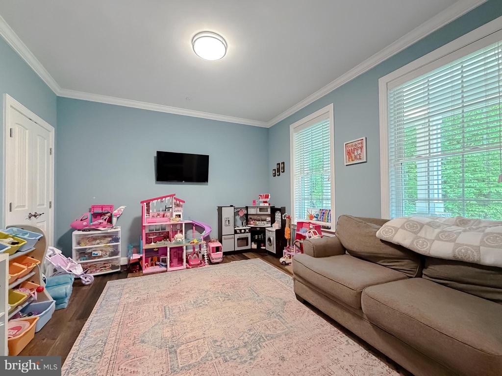24815 HILL FARM LANE