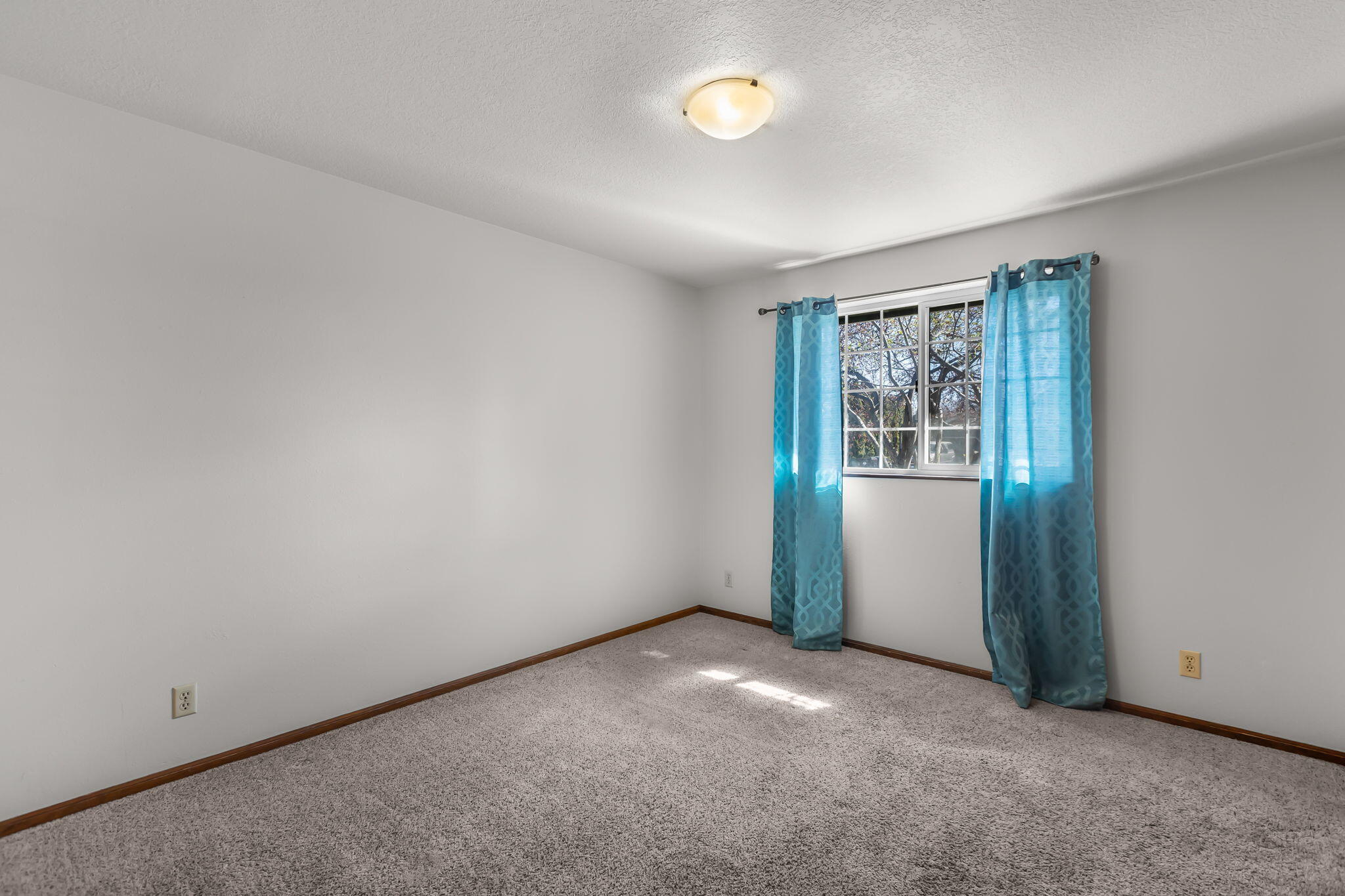 2549 SW Fissure Loop