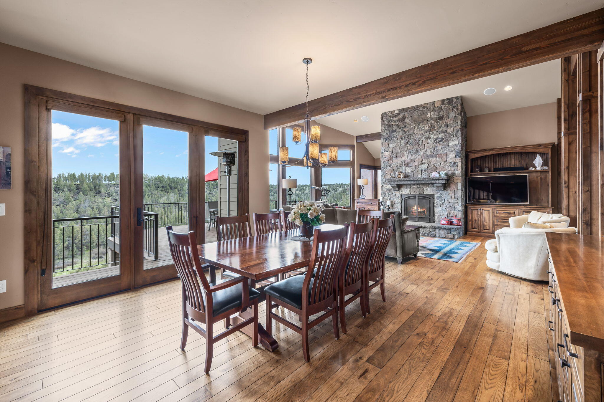 2660 Cliff Hawk Court