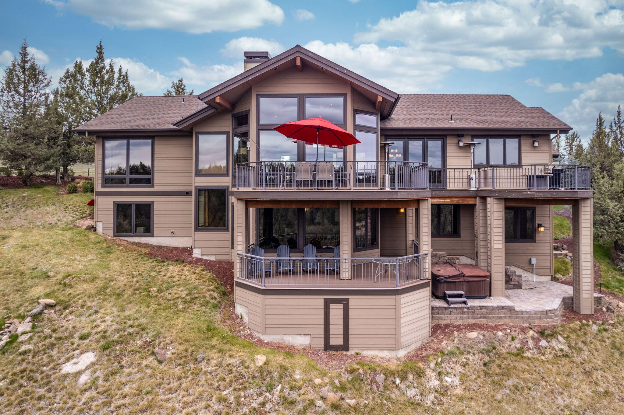 2660 Cliff Hawk Court