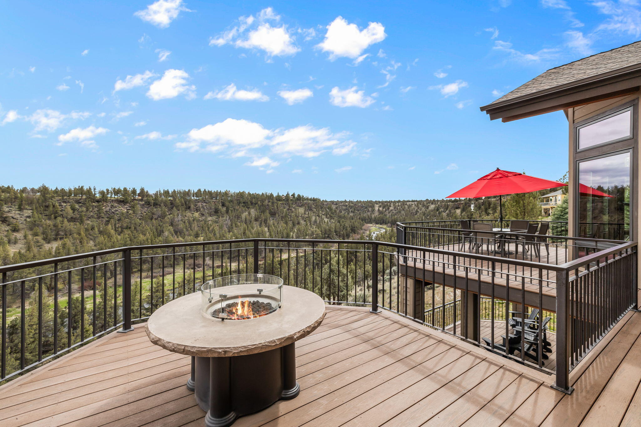 2660 Cliff Hawk Court