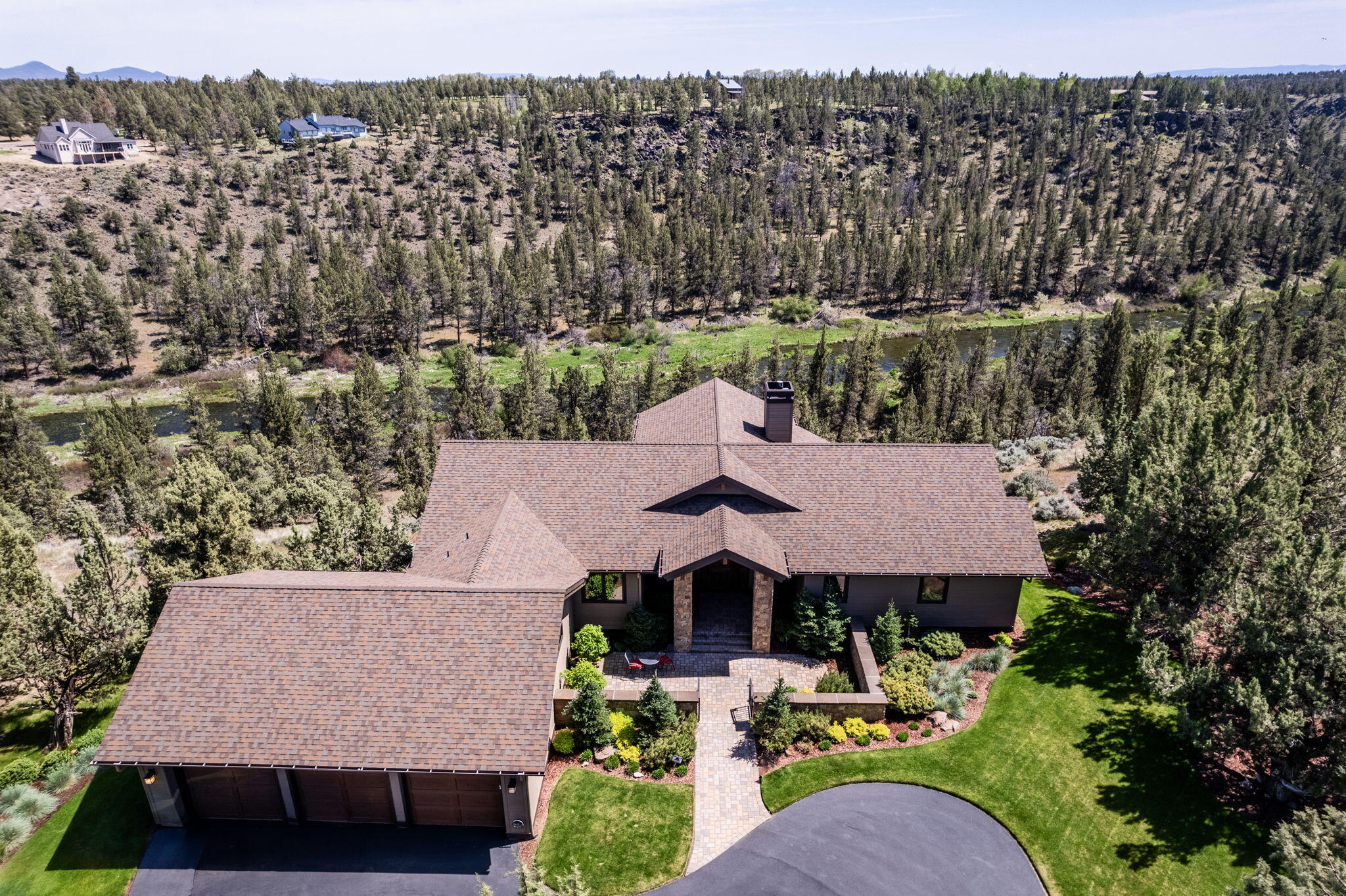 2660 Cliff Hawk Court