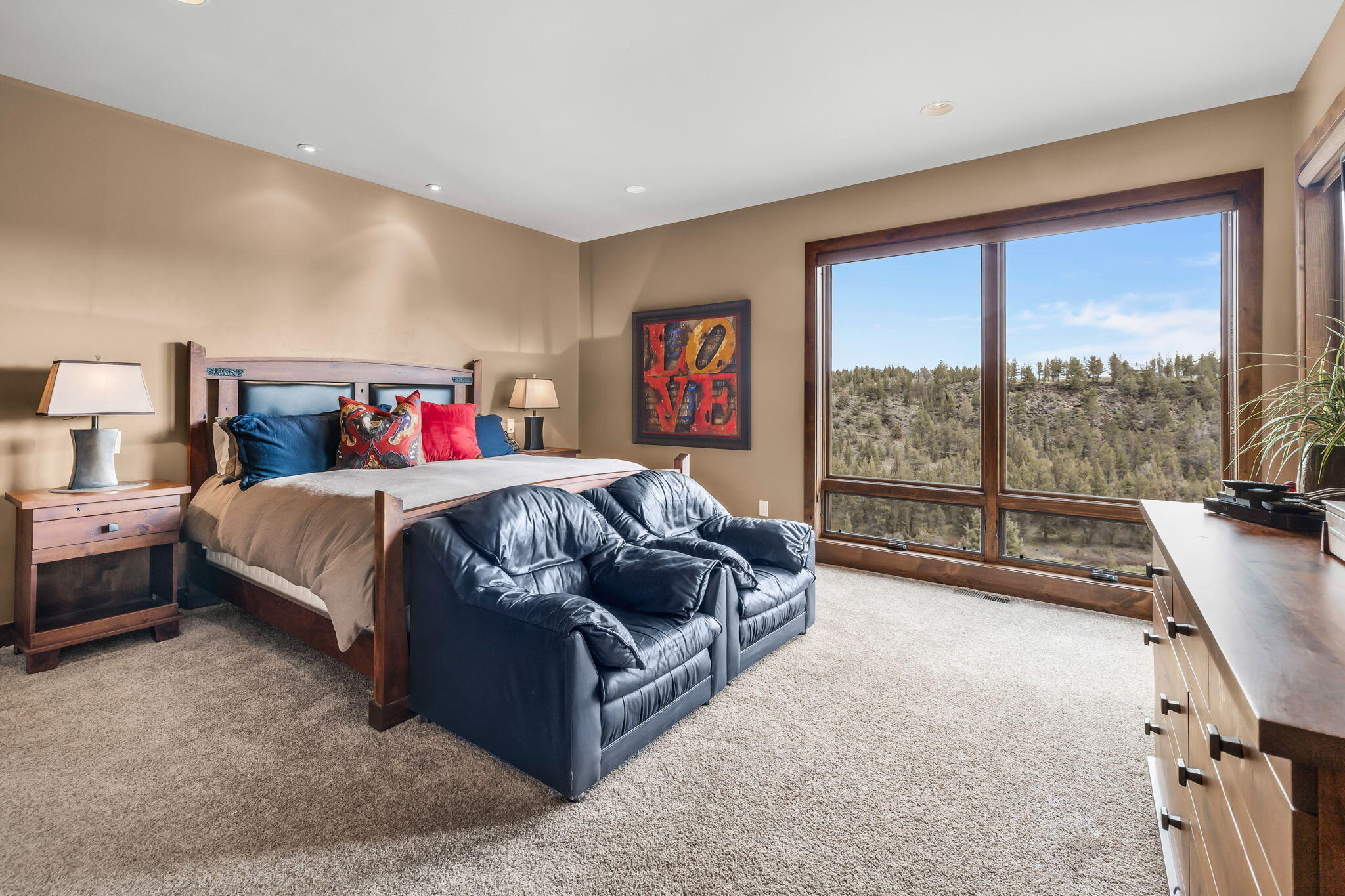 2660 Cliff Hawk Court