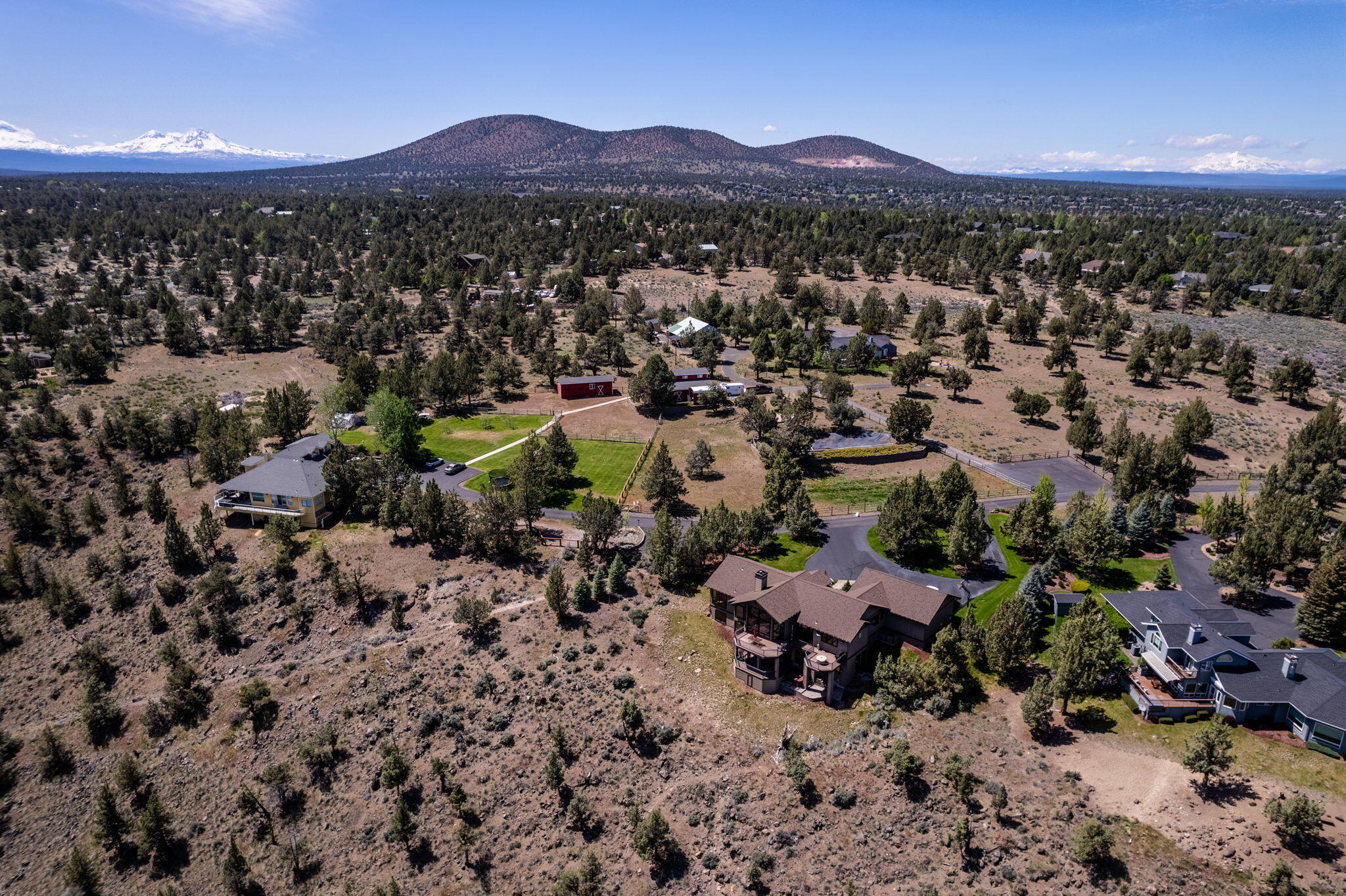 2660 Cliff Hawk Court