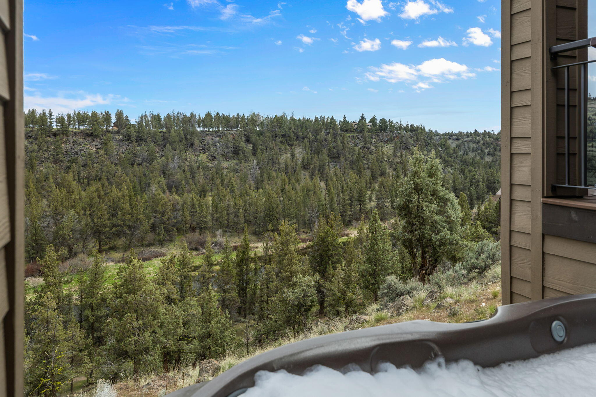 2660 Cliff Hawk Court