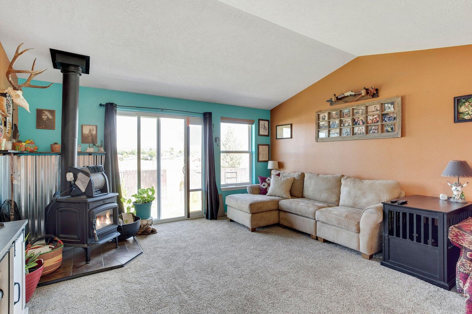 649 SW Cedar Hill Drive