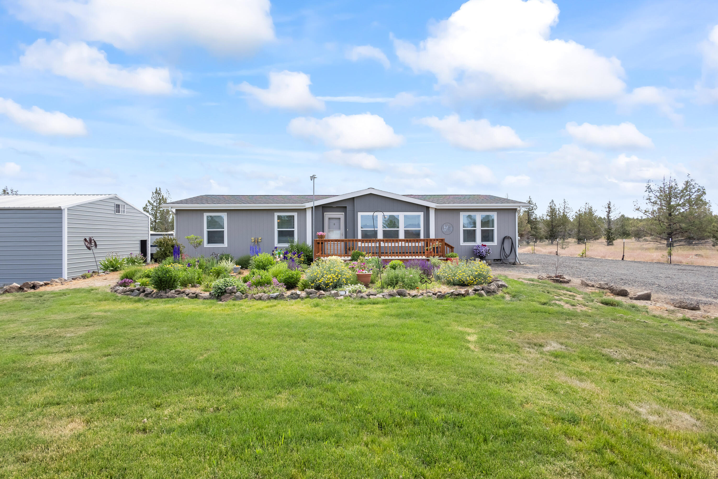 199 NW Elk Drive