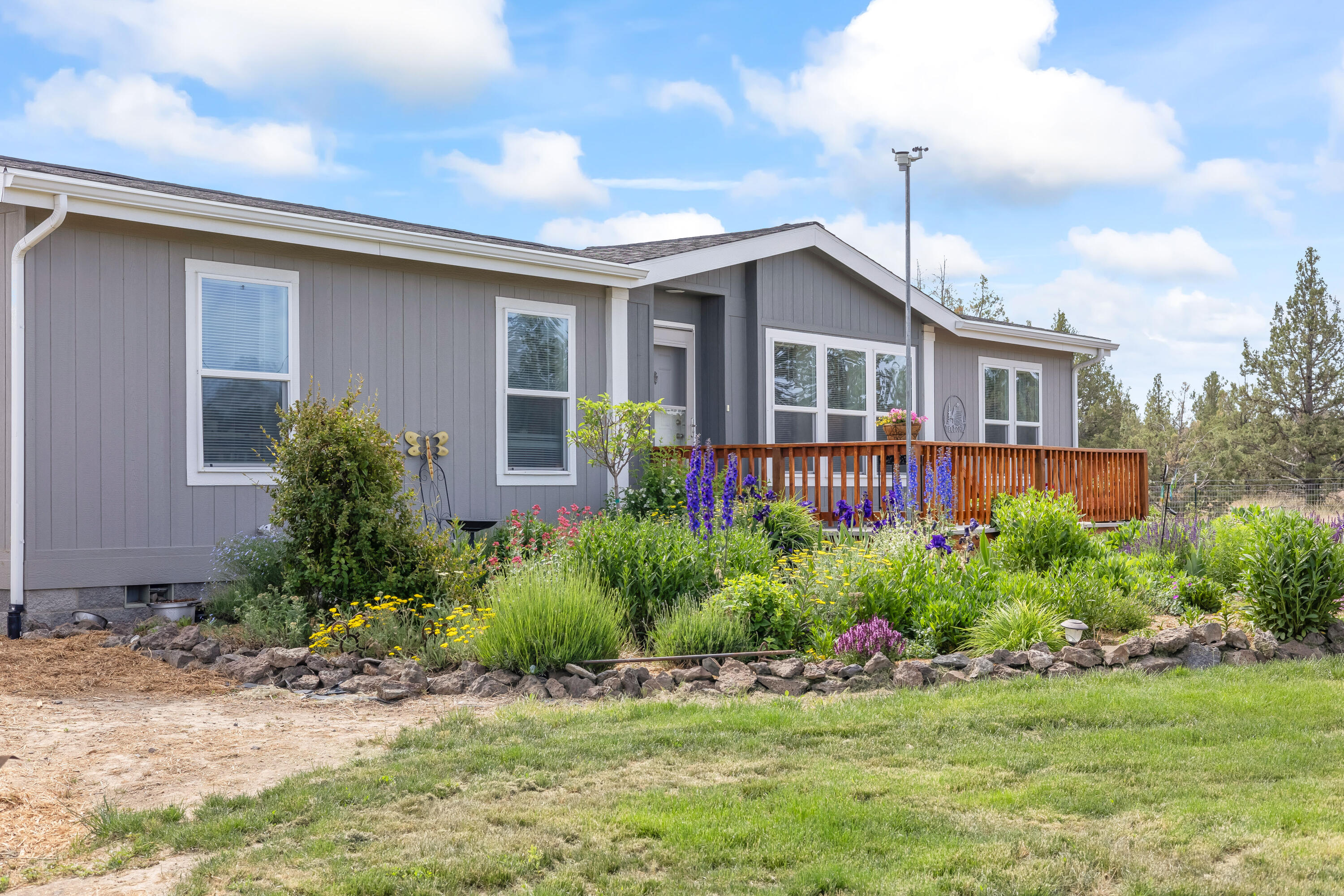 199 NW Elk Drive